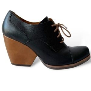 Kork Ease Chianne Oxford Heels Black Size 9